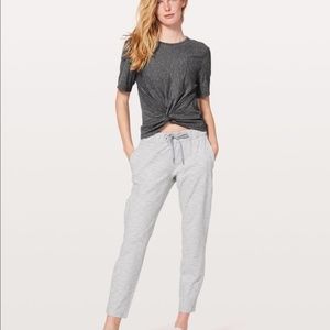 Lululemon On the fly pant ice grey